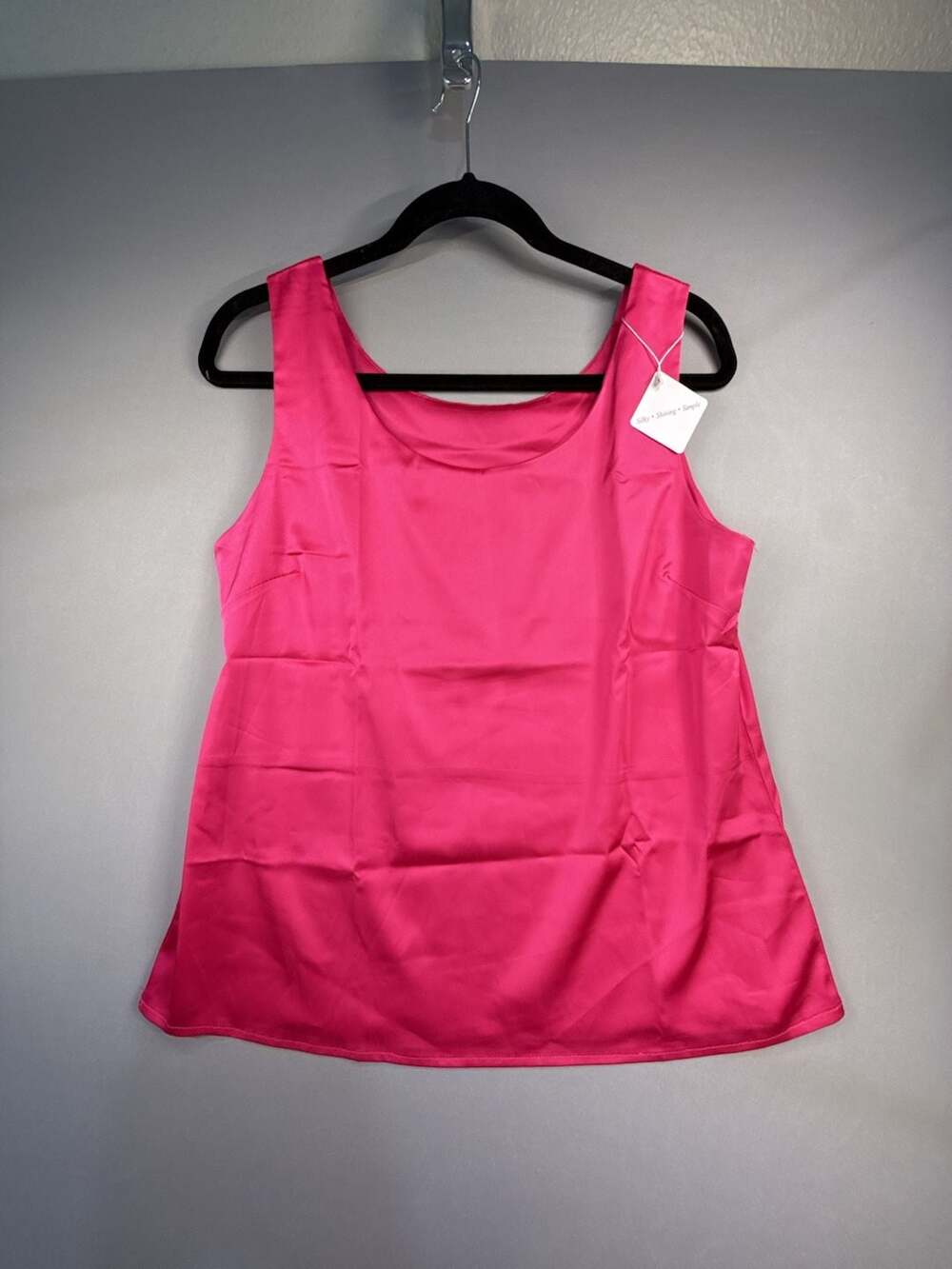 Wantschun Women's Hot Pink Scoop Neck Satin Tank Top Size M